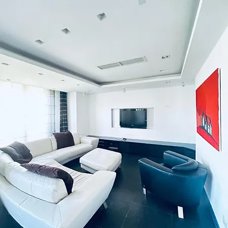 St Julians 3br 3bath Duplex *