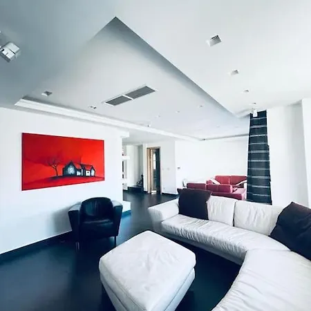 St Julians 3Br 3Bath Duplex Appartamento *