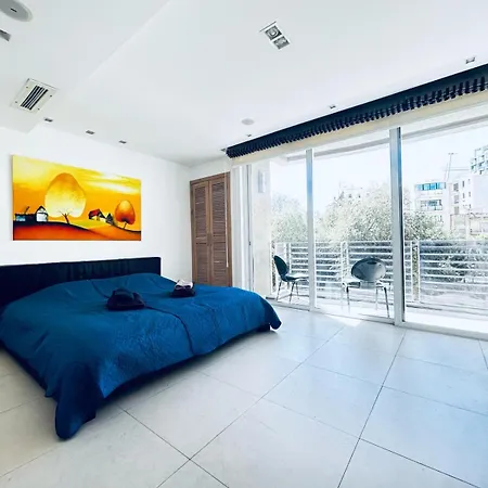 St Julians 3Br 3Bath Duplex Appartamento *