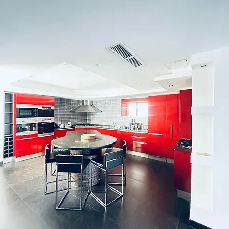 St Julians 3br 3bath Duplex *